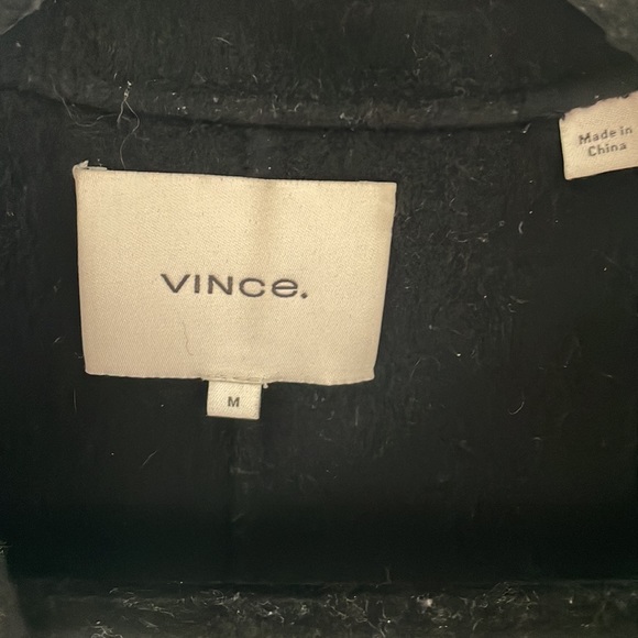 Authentic Vince wool/cashmere coat. All black. Size M. Pre-loved condition - Picture 3 of 5